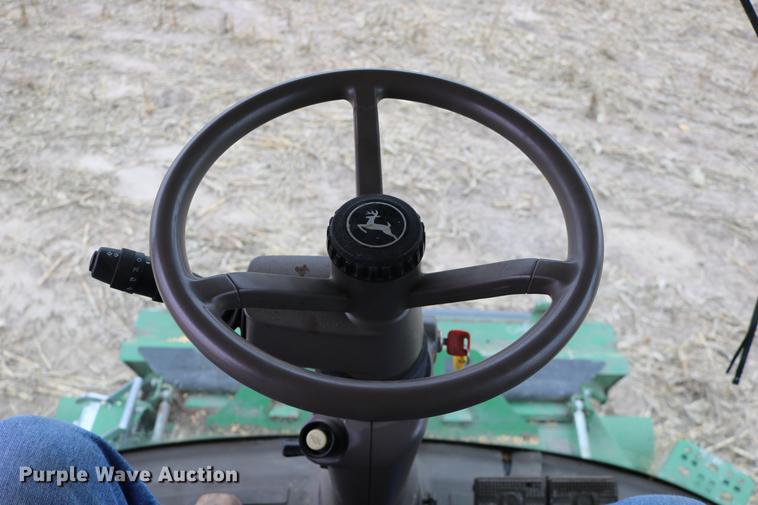 image for item DB1168 2013 John Deere S670 STS combine