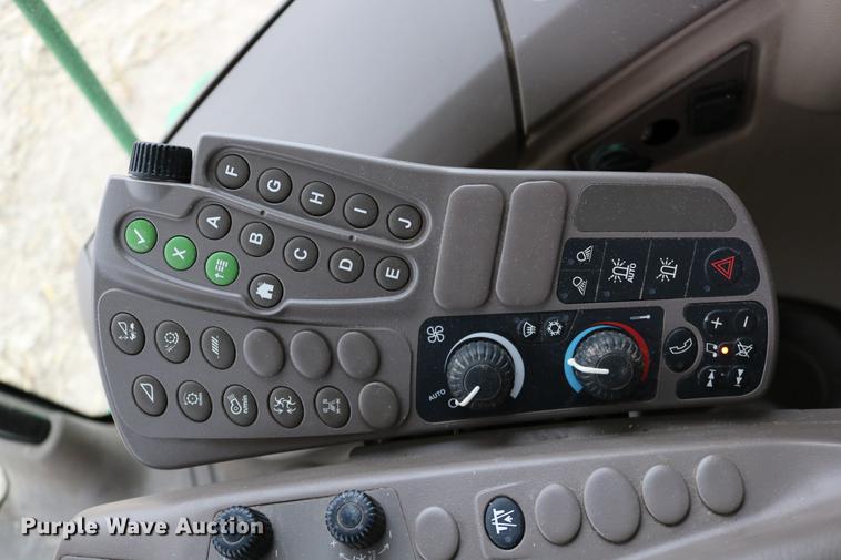 image for item DB1168 2013 John Deere S670 STS combine