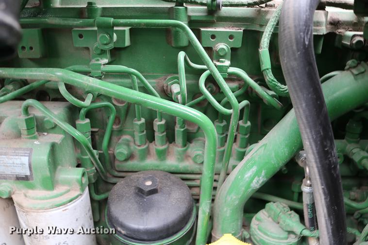 image for item DB1168 2013 John Deere S670 STS combine