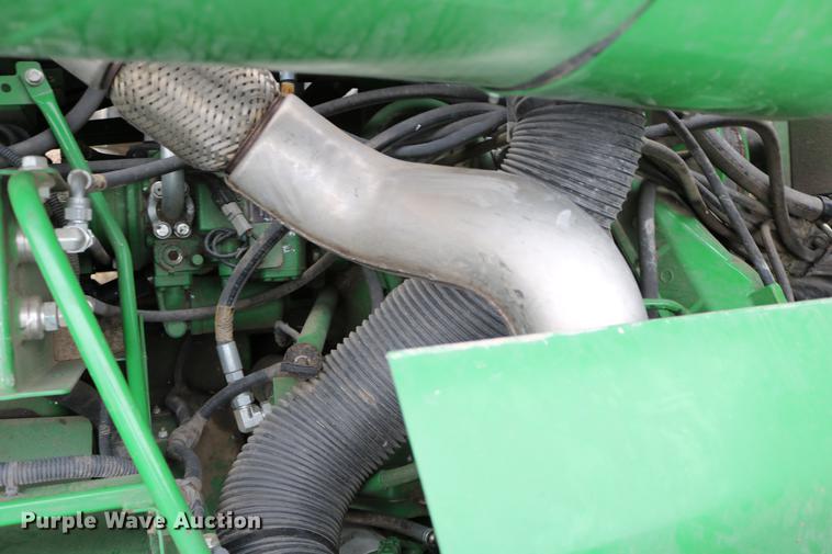 image for item DB1168 2013 John Deere S670 STS combine