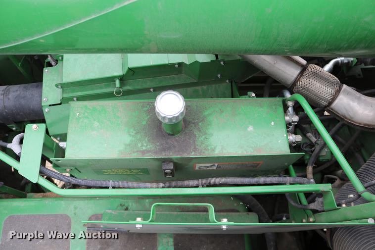 image for item DB1168 2013 John Deere S670 STS combine