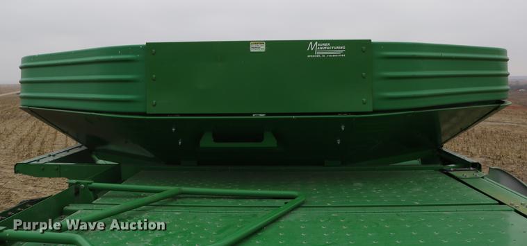 image for item DB1168 2013 John Deere S670 STS combine