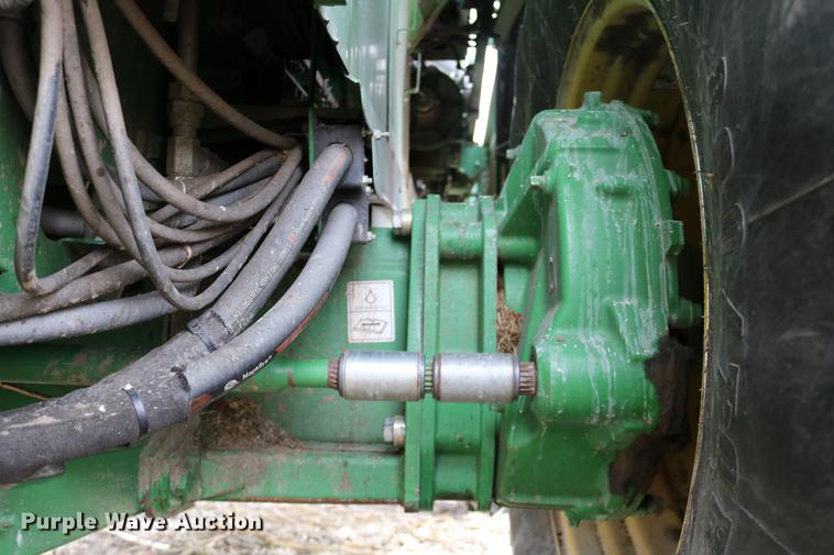 image for item DB1168 2013 John Deere S670 STS combine