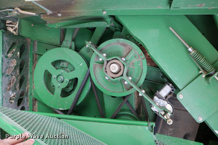 image for item DB1168 2013 John Deere S670 STS combine