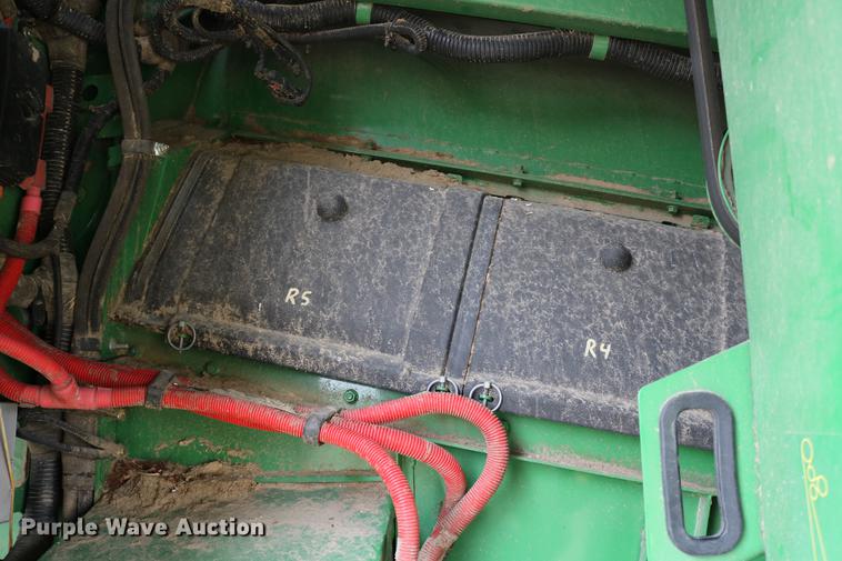 image for item DB1168 2013 John Deere S670 STS combine