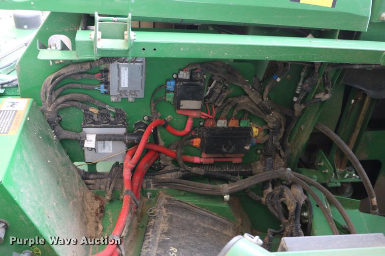 image for item DB1168 2013 John Deere S670 STS combine