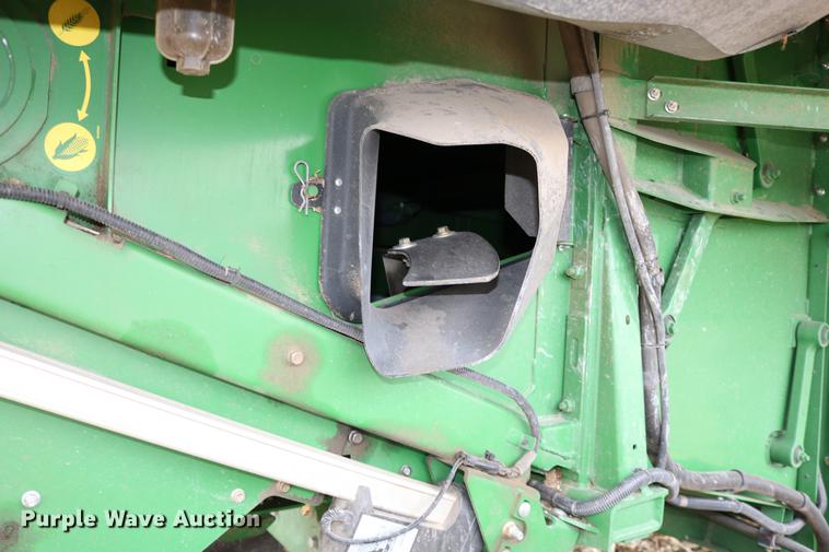 image for item DB1168 2013 John Deere S670 STS combine
