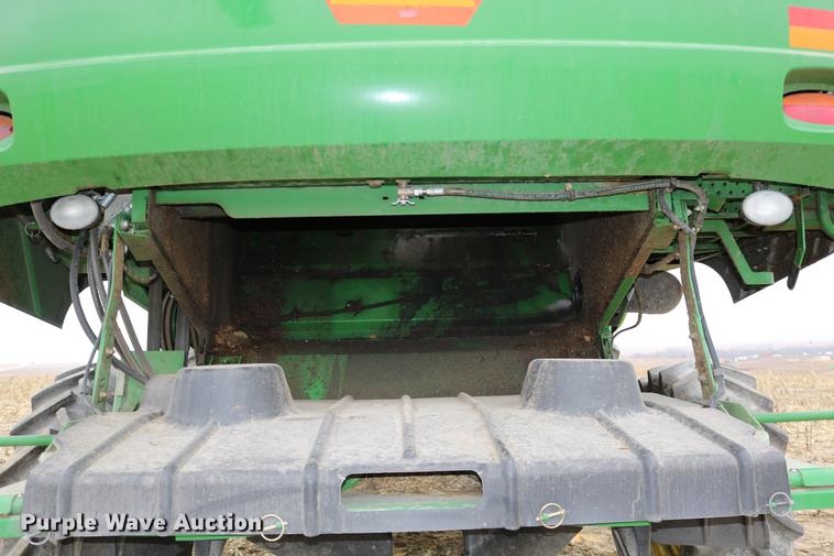 image for item DB1168 2013 John Deere S670 STS combine