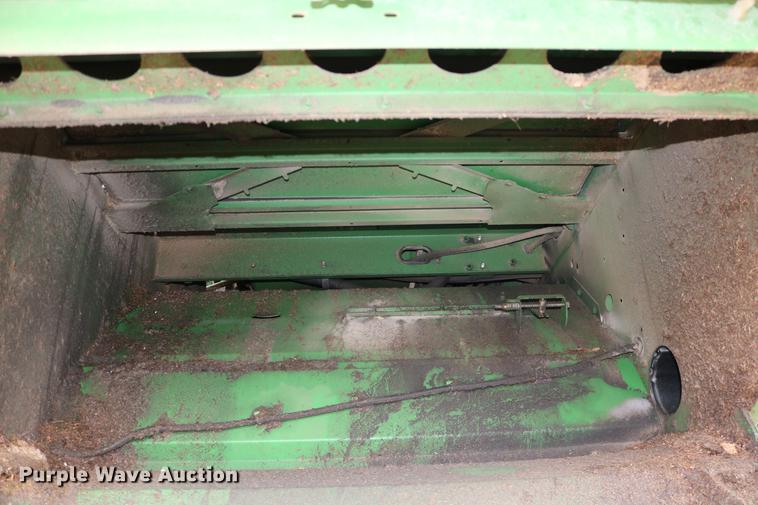 image for item DB1168 2013 John Deere S670 STS combine