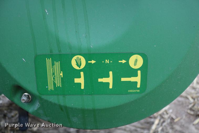 image for item DB1168 2013 John Deere S670 STS combine