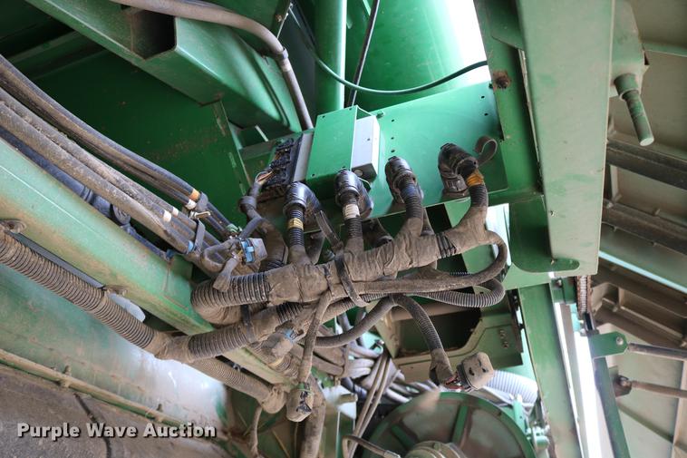 image for item DB1168 2013 John Deere S670 STS combine