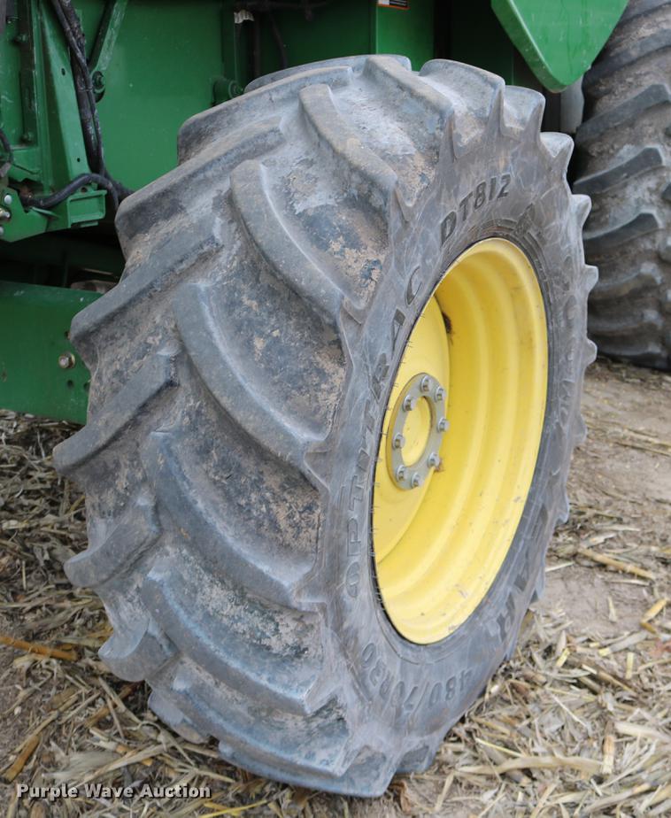 image for item DB1168 2013 John Deere S670 STS combine