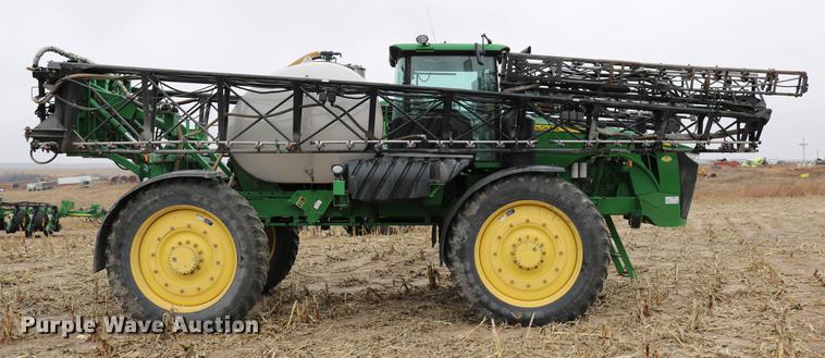 image for item DB1169 2012 John Deere 4940 self-propelled sprayer