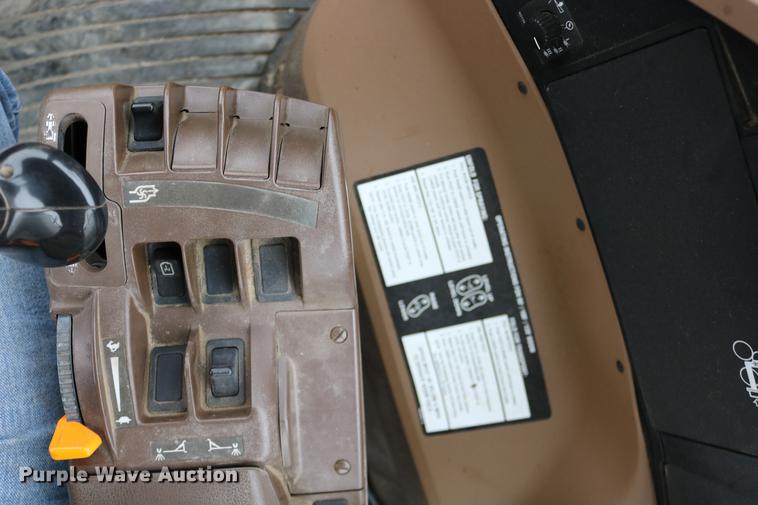 image for item DB1169 2012 John Deere 4940 self-propelled sprayer