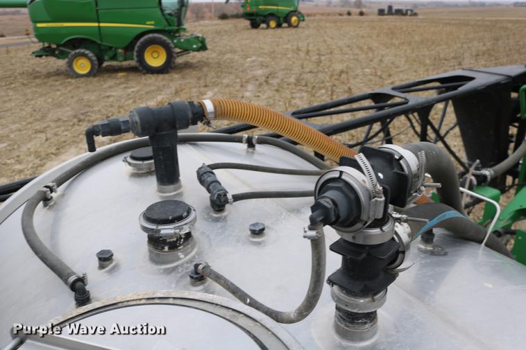 image for item DB1169 2012 John Deere 4940 self-propelled sprayer