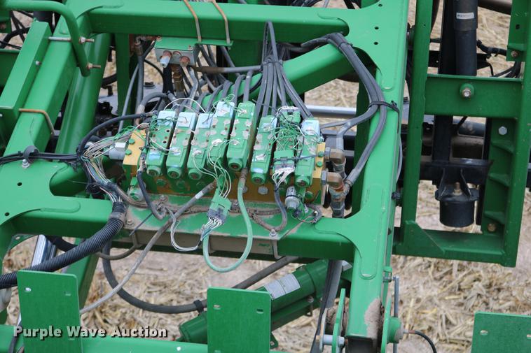 image for item DB1169 2012 John Deere 4940 self-propelled sprayer