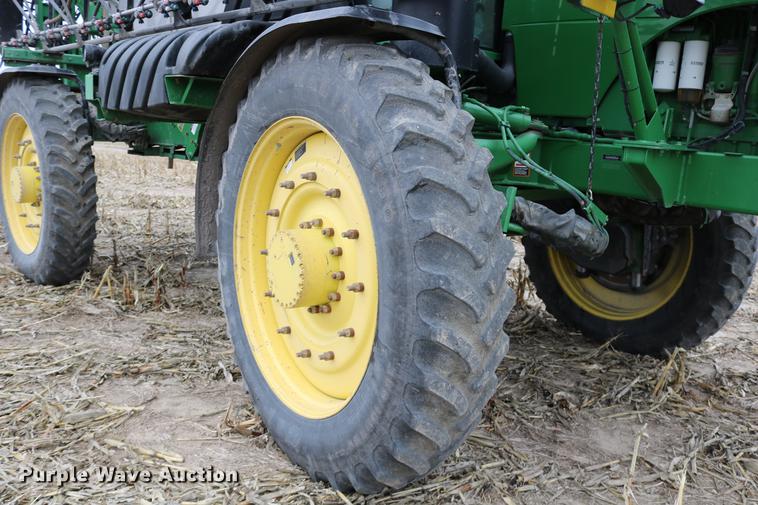 image for item DB1169 2012 John Deere 4940 self-propelled sprayer