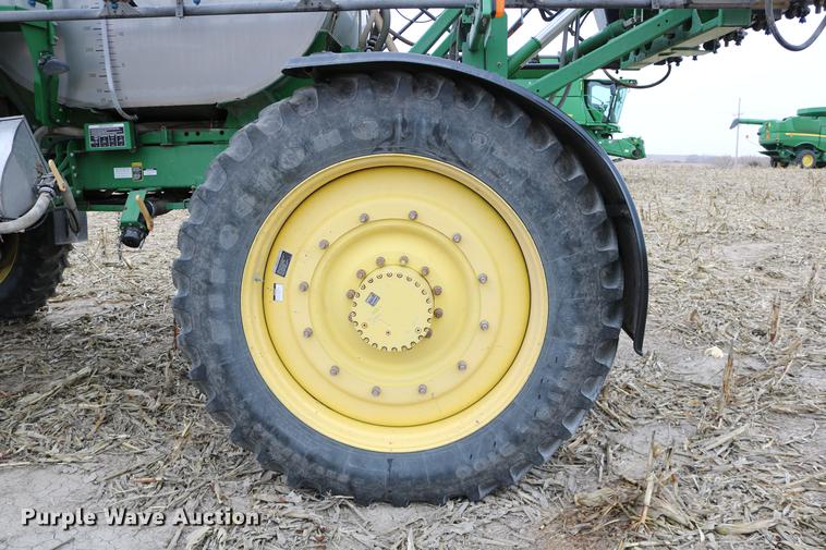 image for item DB1169 2012 John Deere 4940 self-propelled sprayer