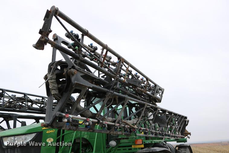 image for item DB1169 2012 John Deere 4940 self-propelled sprayer