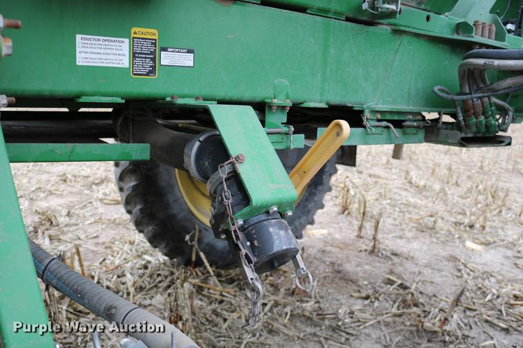 image for item DB1169 2012 John Deere 4940 self-propelled sprayer