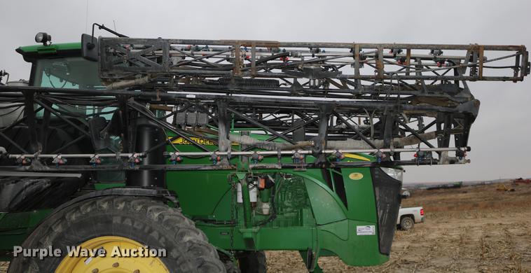 image for item DB1169 2012 John Deere 4940 self-propelled sprayer