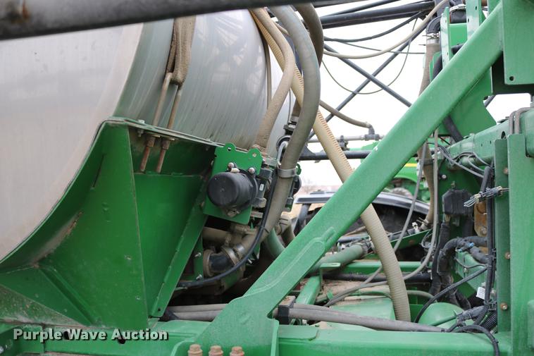 image for item DB1169 2012 John Deere 4940 self-propelled sprayer