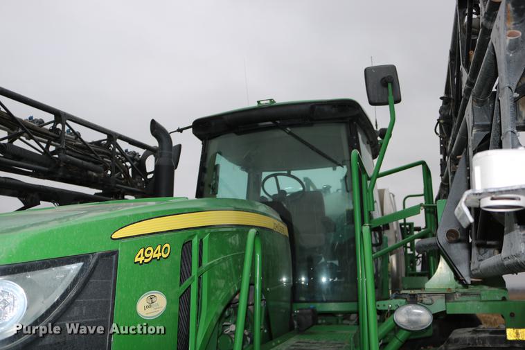 image for item DB1169 2012 John Deere 4940 self-propelled sprayer