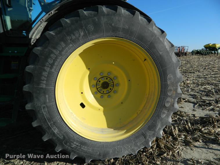 image for item DB1171 2012 John Deere 7215R MFWD tractor