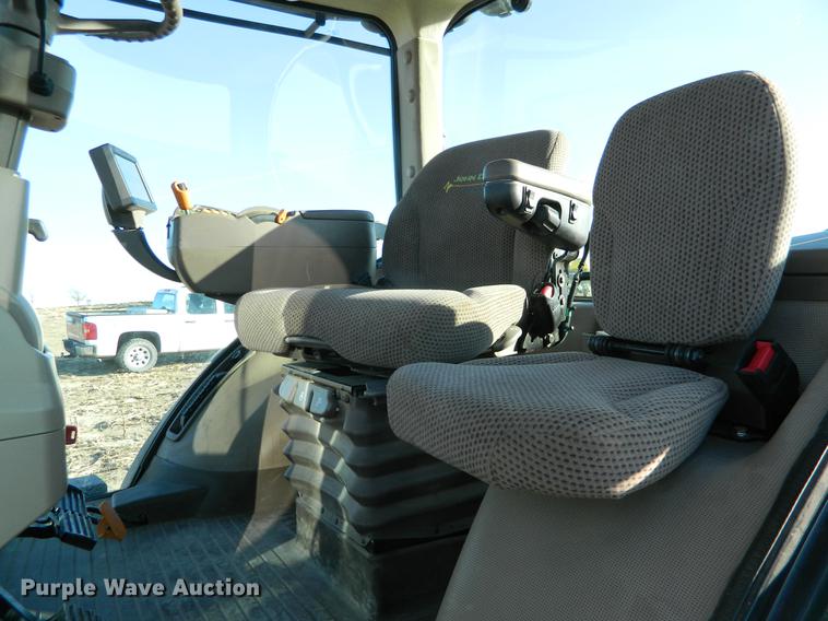 image for item DB1171 2012 John Deere 7215R MFWD tractor