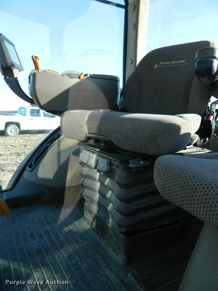 image for item DB1171 2012 John Deere 7215R MFWD tractor