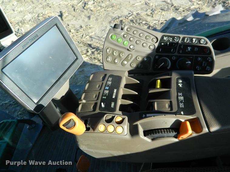 image for item DB1171 2012 John Deere 7215R MFWD tractor