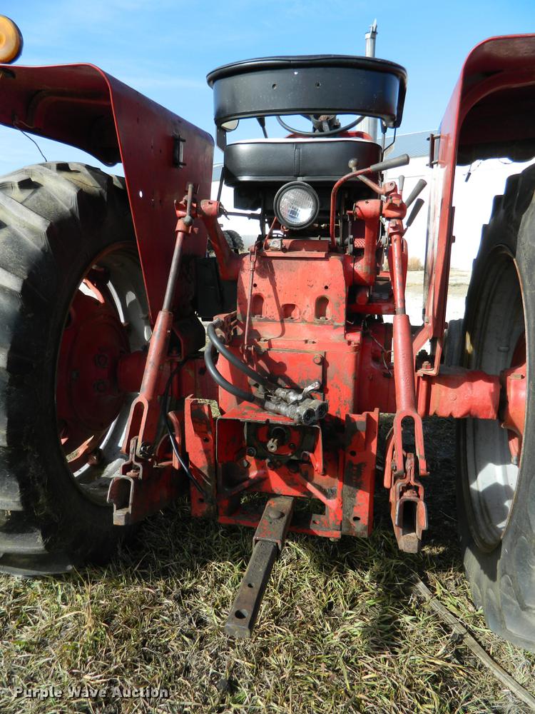 image for item DB1173 1965 International Farmall 656 tractor