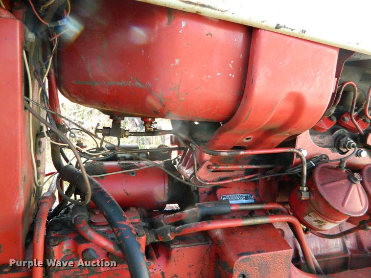 image for item DB1173 1965 International Farmall 656 tractor