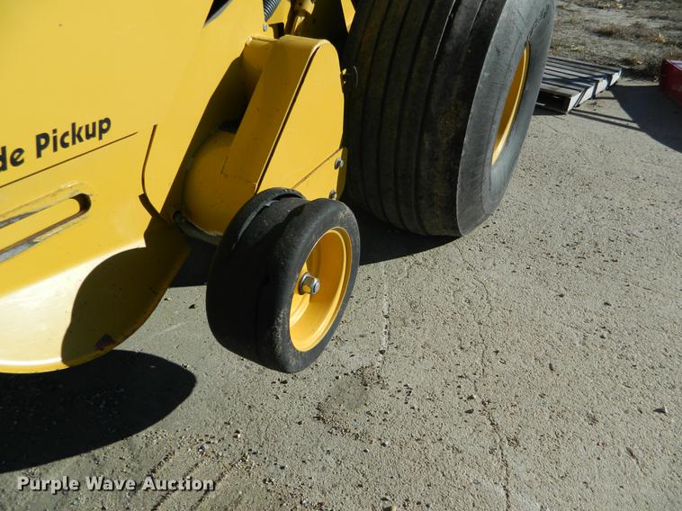 image for item DB1176 2008 Vermeer 605M round baler