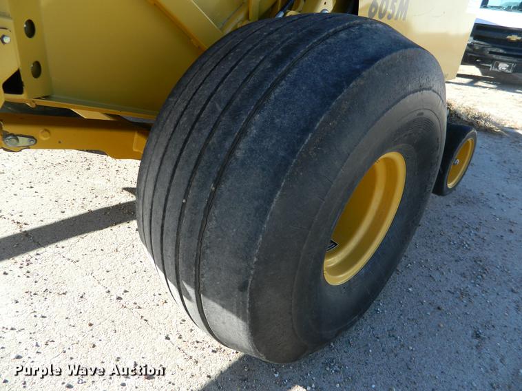 image for item DB1176 2008 Vermeer 605M round baler