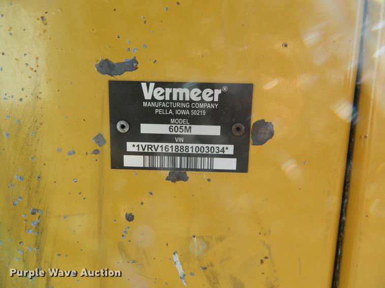 image for item DB1176 2008 Vermeer 605M round baler
