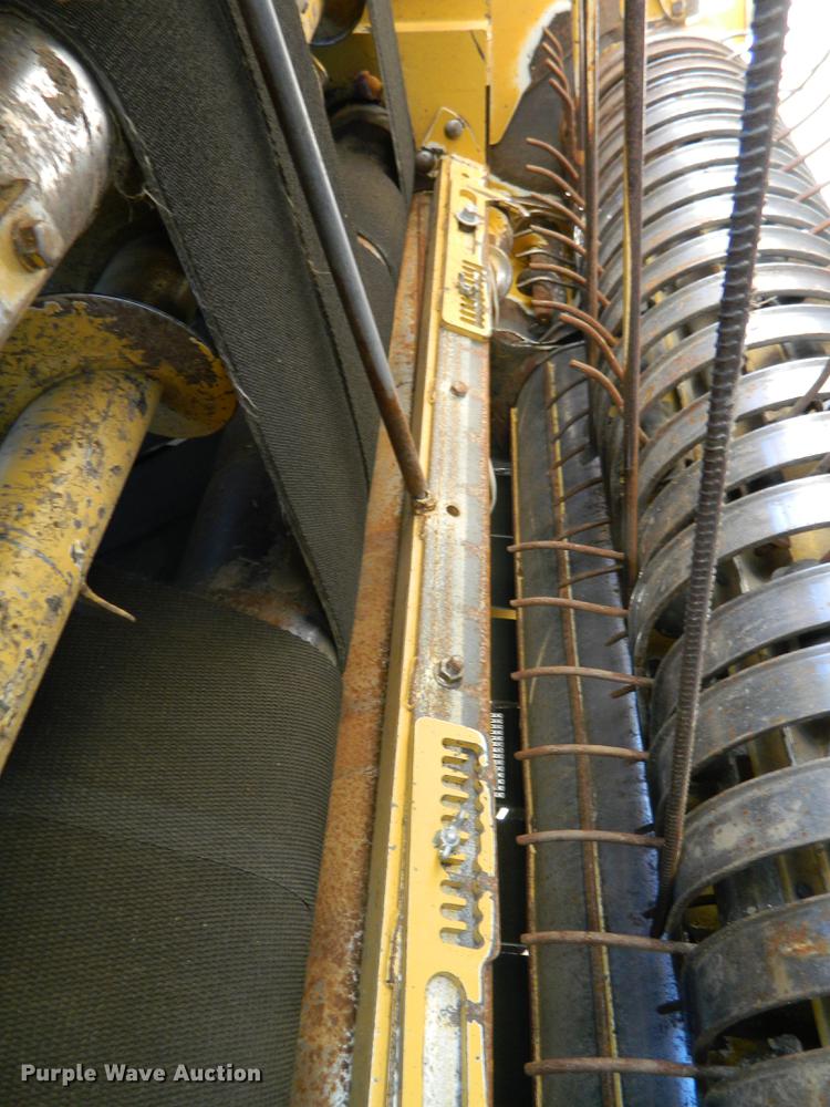 image for item DB1176 2008 Vermeer 605M round baler