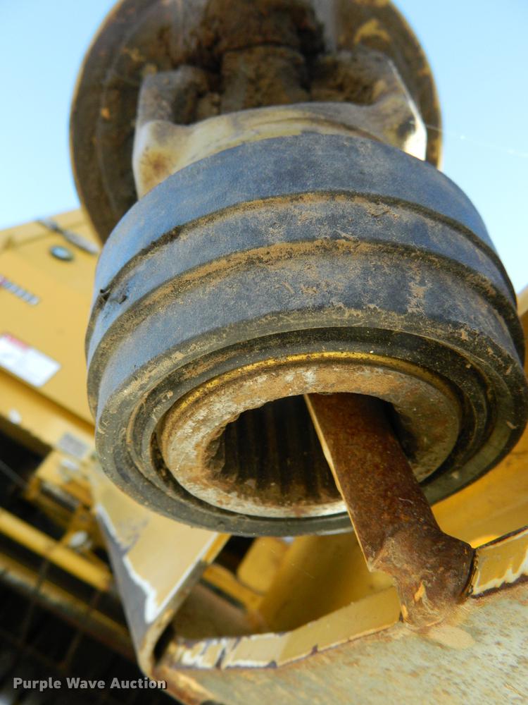 image for item DB1177 2008 Vermeer 605M round baler