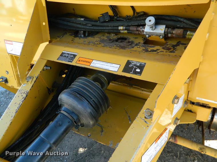 image for item DB1177 2008 Vermeer 605M round baler