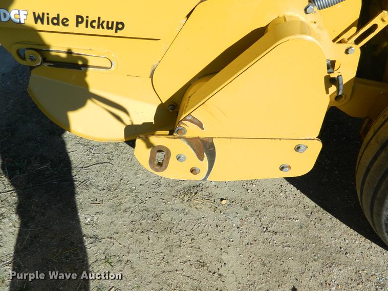 image for item DB1177 2008 Vermeer 605M round baler