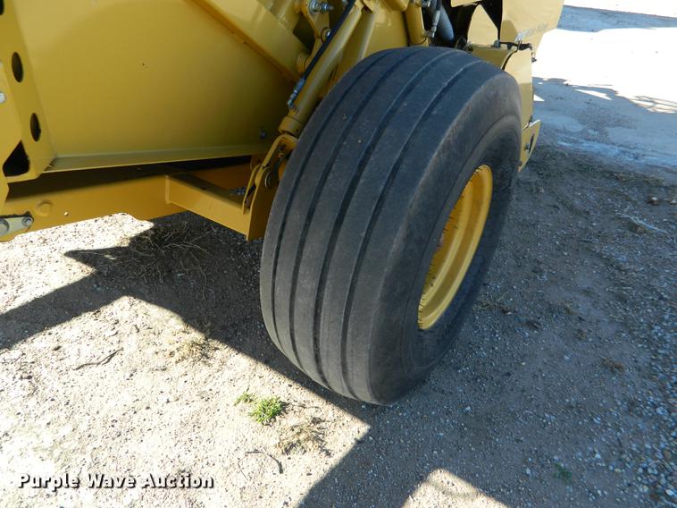 image for item DB1177 2008 Vermeer 605M round baler