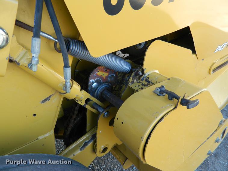 image for item DB1177 2008 Vermeer 605M round baler