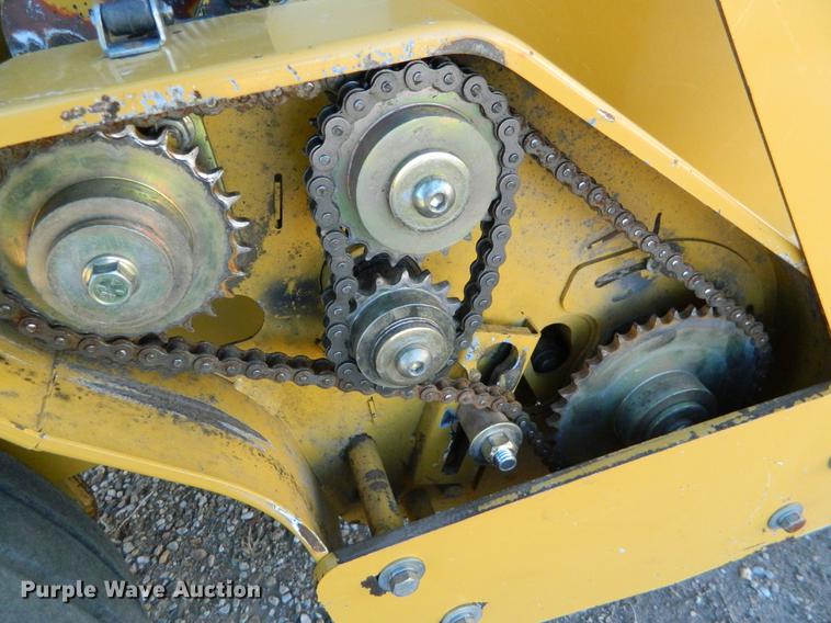 image for item DB1177 2008 Vermeer 605M round baler