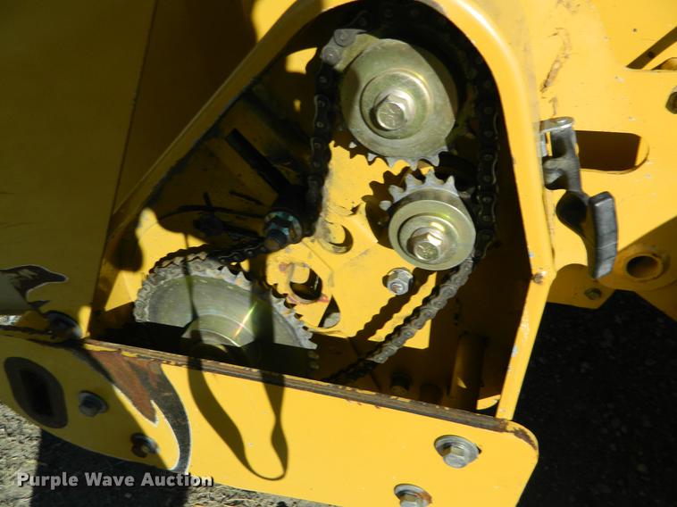 image for item DB1177 2008 Vermeer 605M round baler