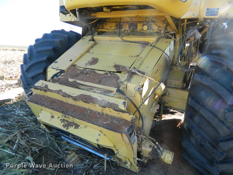 image for item DB1188 1998 New Holland TR98 combine
