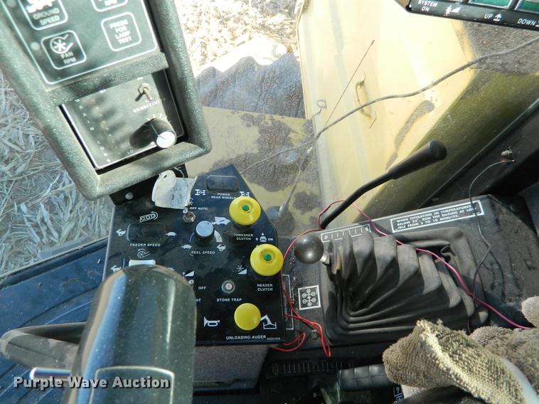 image for item DB1188 1998 New Holland TR98 combine