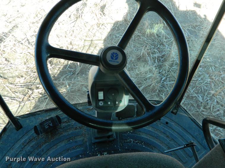 image for item DB1188 1998 New Holland TR98 combine