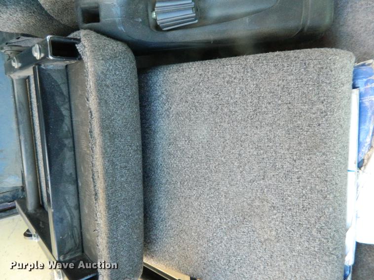 image for item DB1188 1998 New Holland TR98 combine