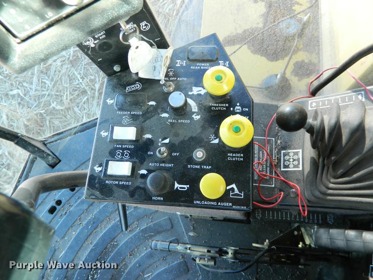 image for item DB1188 1998 New Holland TR98 combine