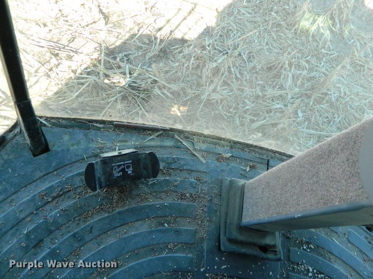 image for item DB1188 1998 New Holland TR98 combine